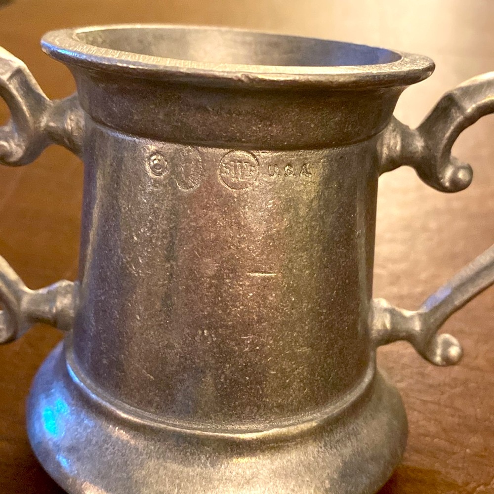 Wilton Armetale Pewter Covered Cream & Sugar - Picture 7 of 9